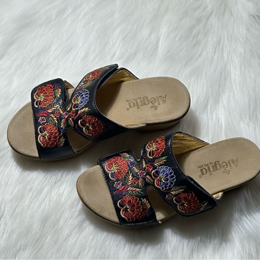 Alegria Women's Embroidered Black Sandals